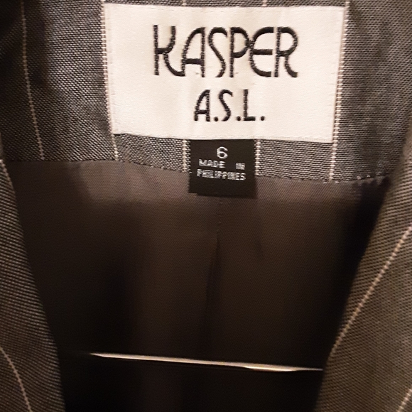 Pantsuit - Picture 3 of 3